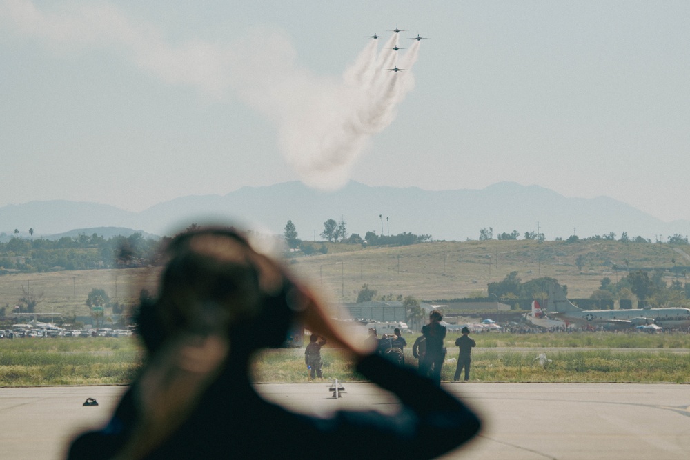 Thunderbirds perform at 2023 Southern California Airshow