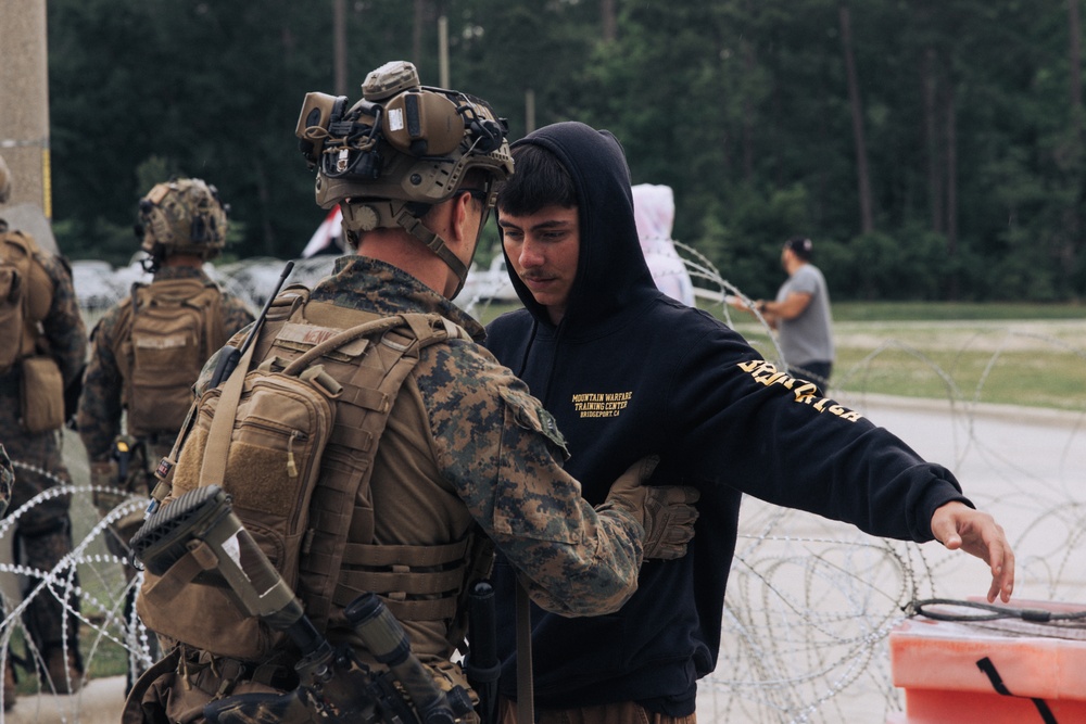 26th MEU NEO: Evacuation Control Center