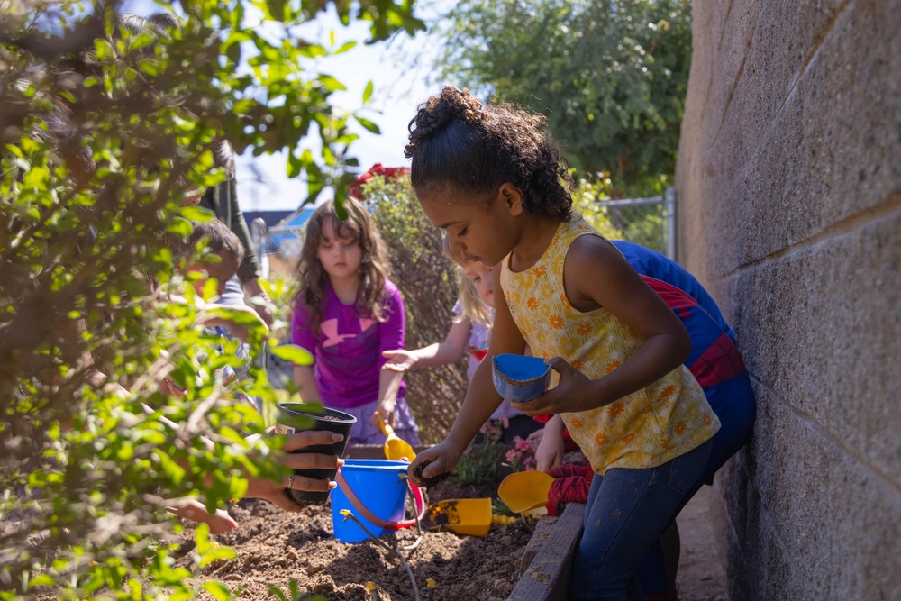 MCAS Yuma Child Development Center Earth Day 2023