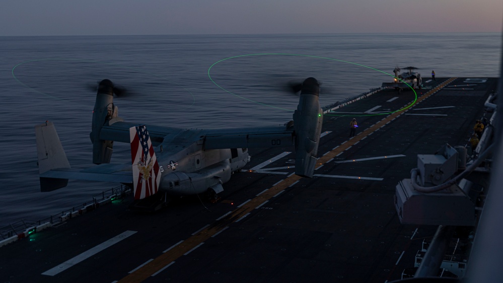 ARG/MEU conducts Media Embark aboard USS Bataan