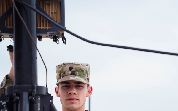 III Armored Corps Warfighter helps model Army's future warfighting network integration