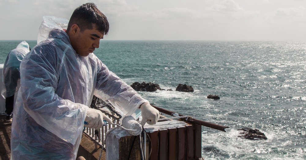 US Marines and local community volunteers help restore homes after Typhoon Hinnamnor