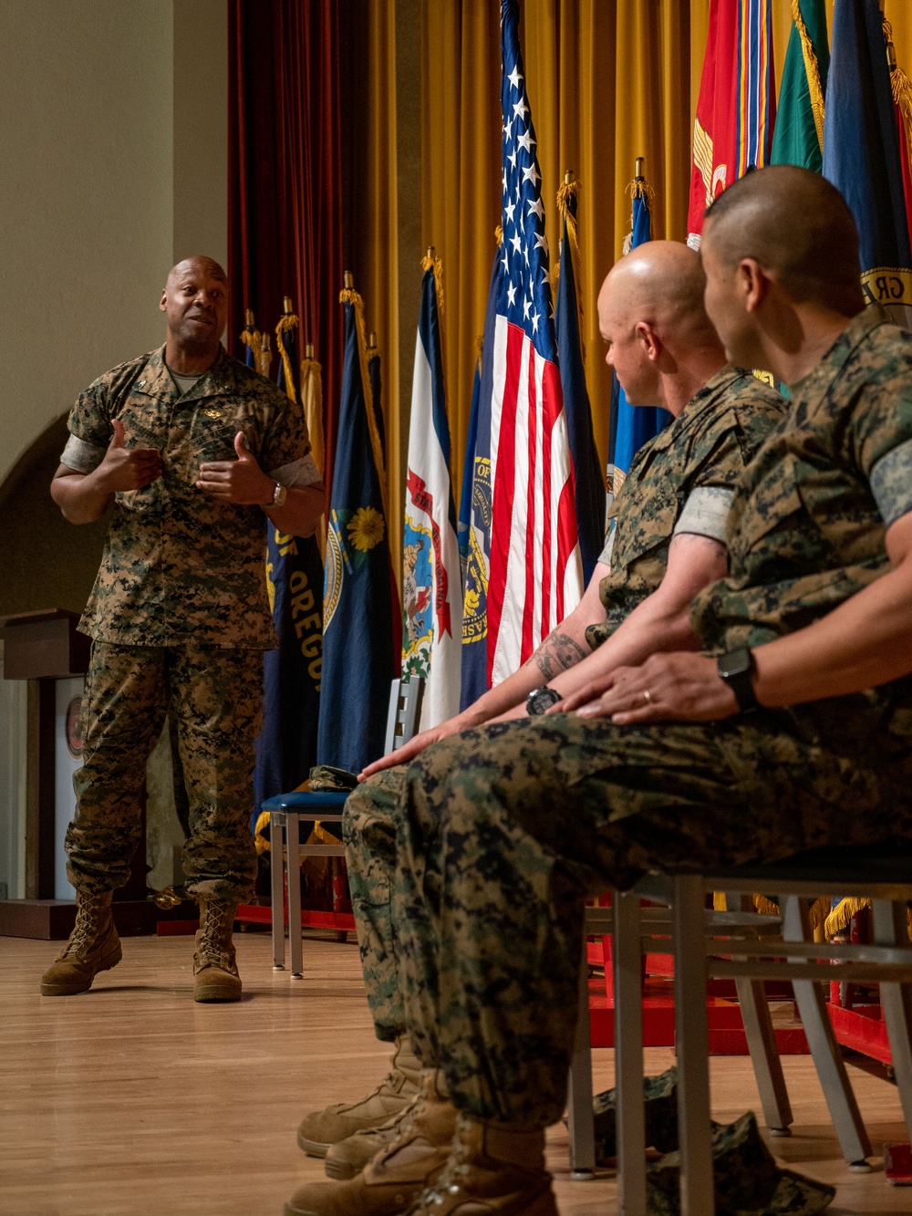 Sgt. Maj. Vandentop relieves Sgt. Maj. Rivera as MCAS Futenma sergeant major