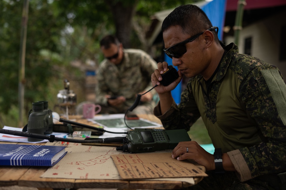 Balikatan 23 | 3d LCT Marines, Philippine Marines call for fire