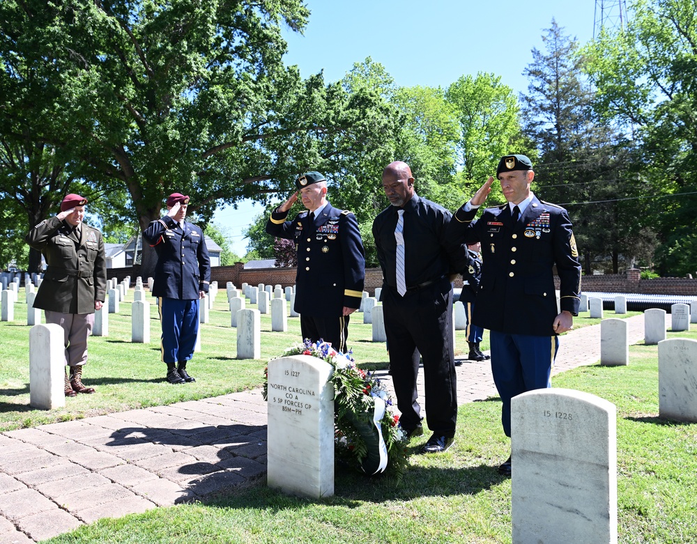 DVIDS - Images - SFC William Bryant Wreath Laying Ceremony [Image 14 of 16]