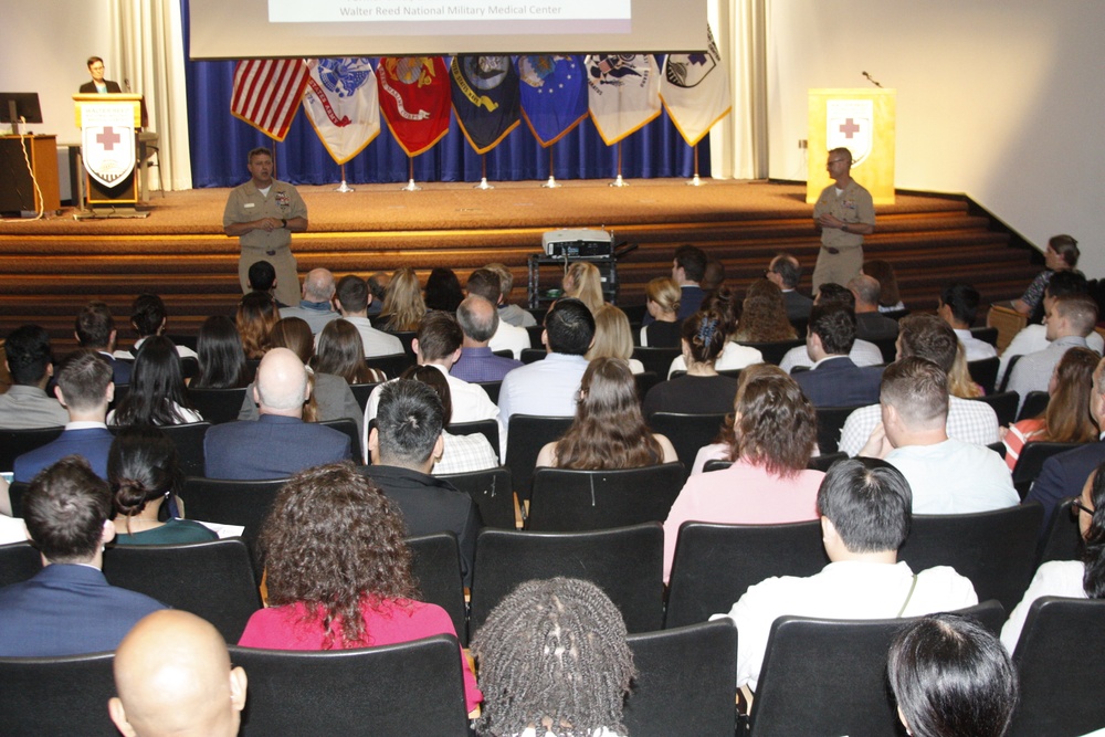 Leadership at Walter Reed welcomes prospective USU students to medical center