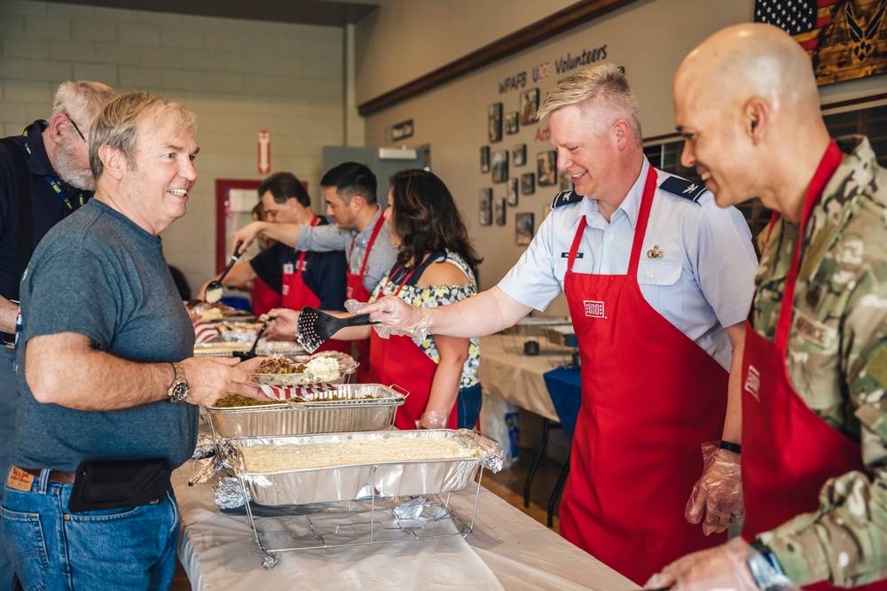 Wright-Patt Leadership show their appreciation to USO volunteers