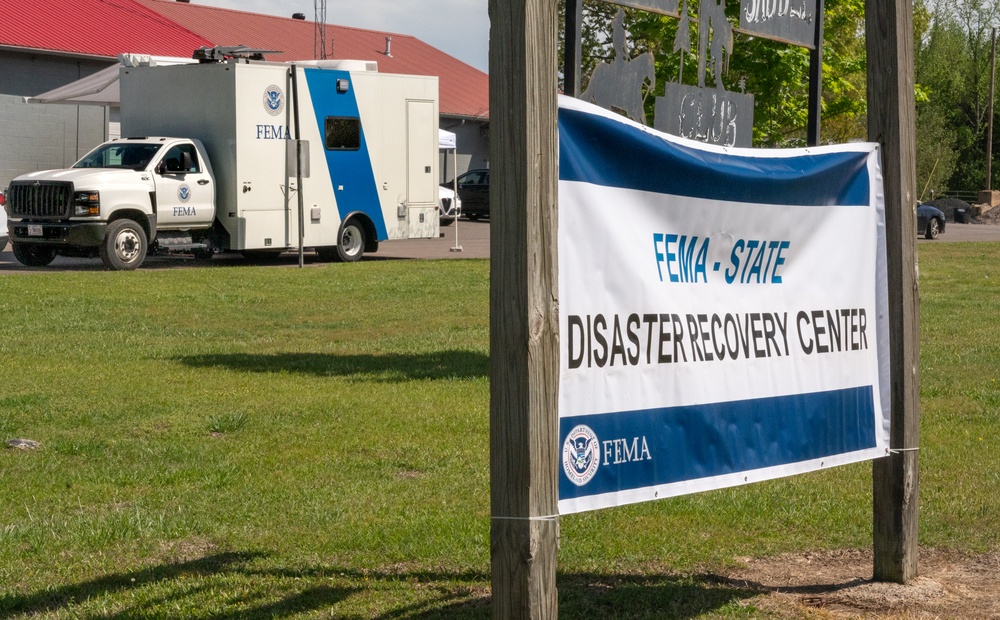 FEMA Mobile Disaster Recovery Center Open in Hardin County