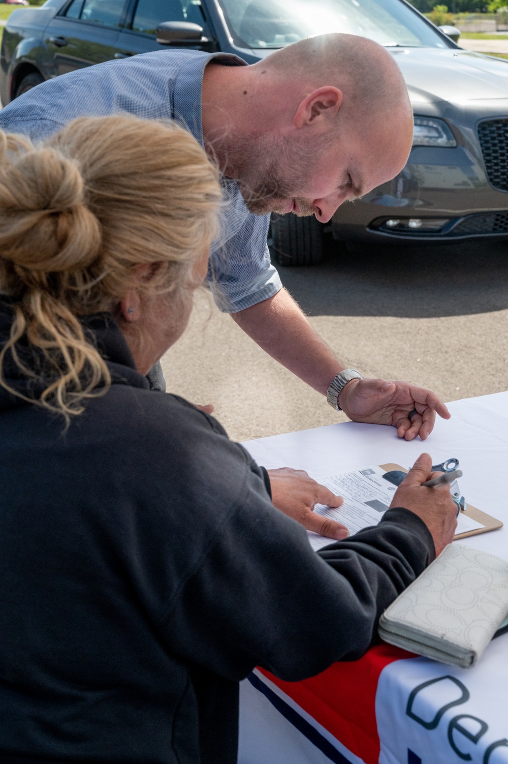 FEMA Mobile Disaster Recovery Center Open in Hardin County