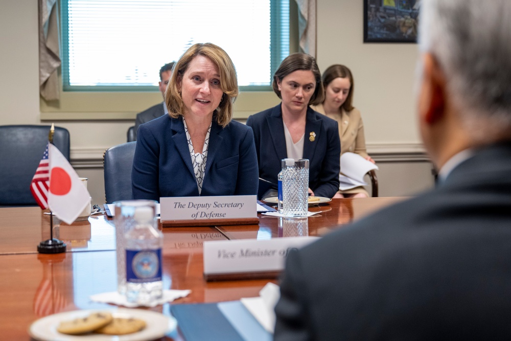 Deputy Secretary of Defense Hosts Japanese Minister of Defense at the Pentagon