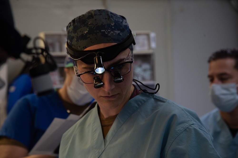 USS Theodore Roosevelt (CVN 71) Oral Surgery