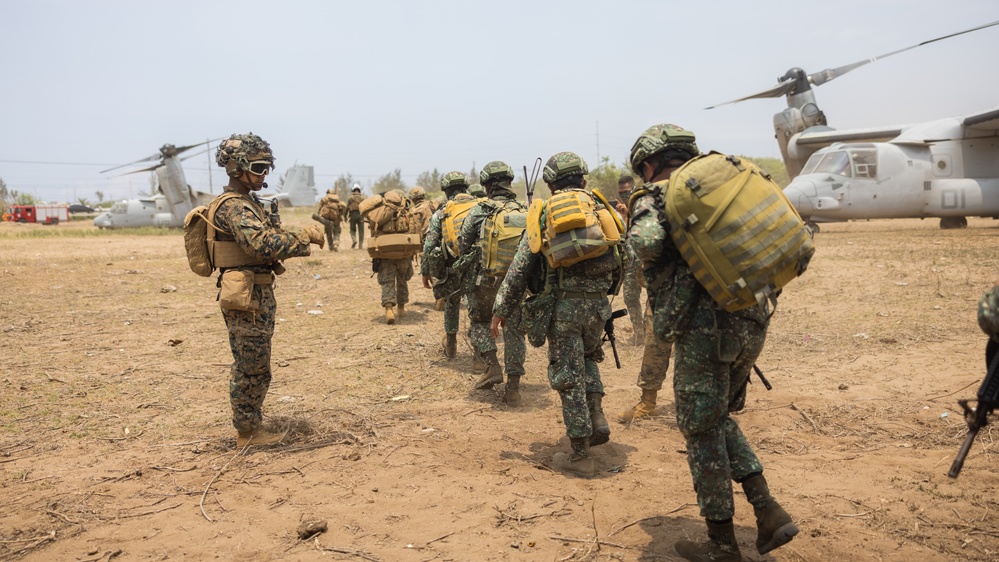 Balikatan 23: U.S. Marines conduct joint, bilateral littoral campaign