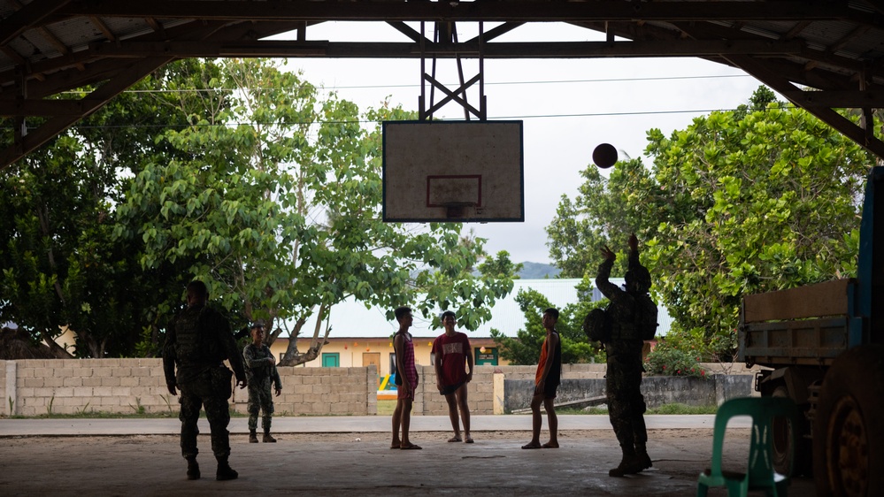 Balikatan 23: U.S. Marines conduct joint, bilateral littoral campaign