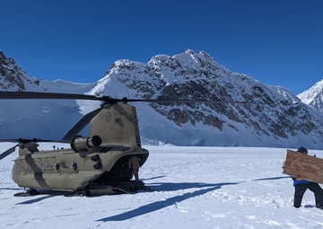 ‘Sugar Bears’ deliver supplies to Denali base camp