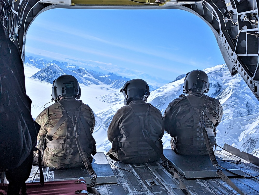 ‘Sugar Bears’ deliver supplies to Denali base camp