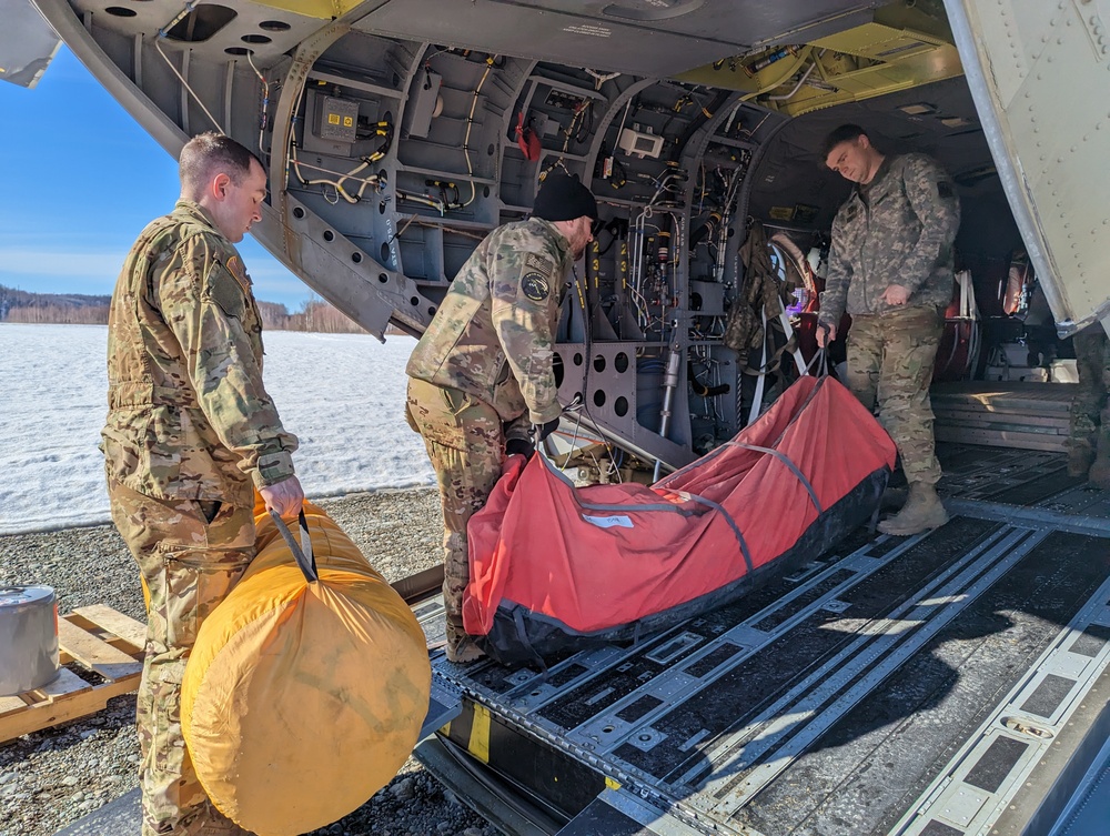 ‘Sugar Bears’ deliver supplies to Denali base camp