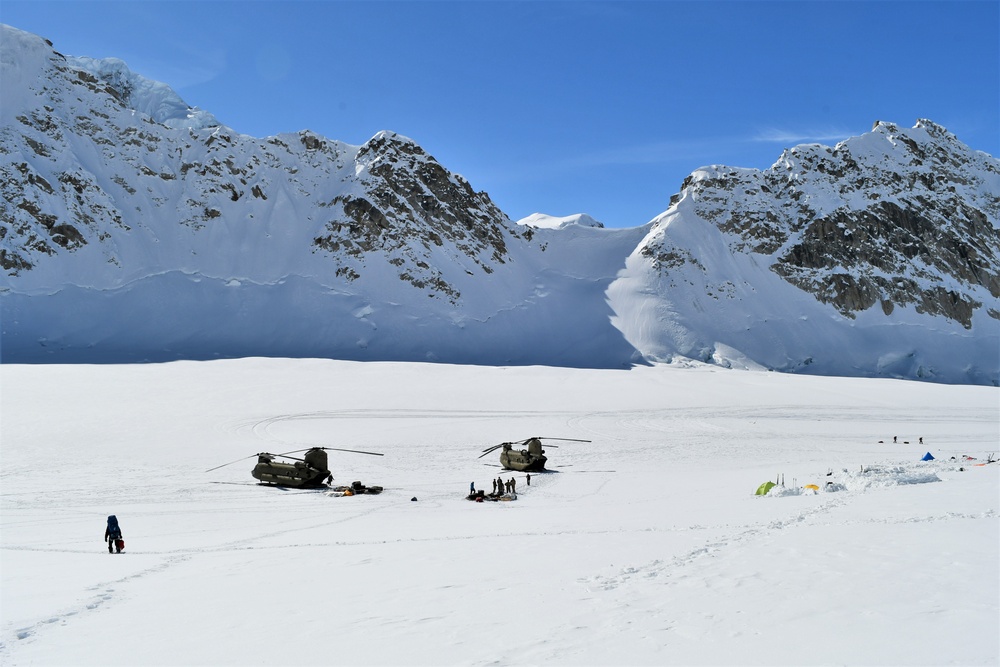 ‘Sugar Bears’ deliver supplies to Denali base camp