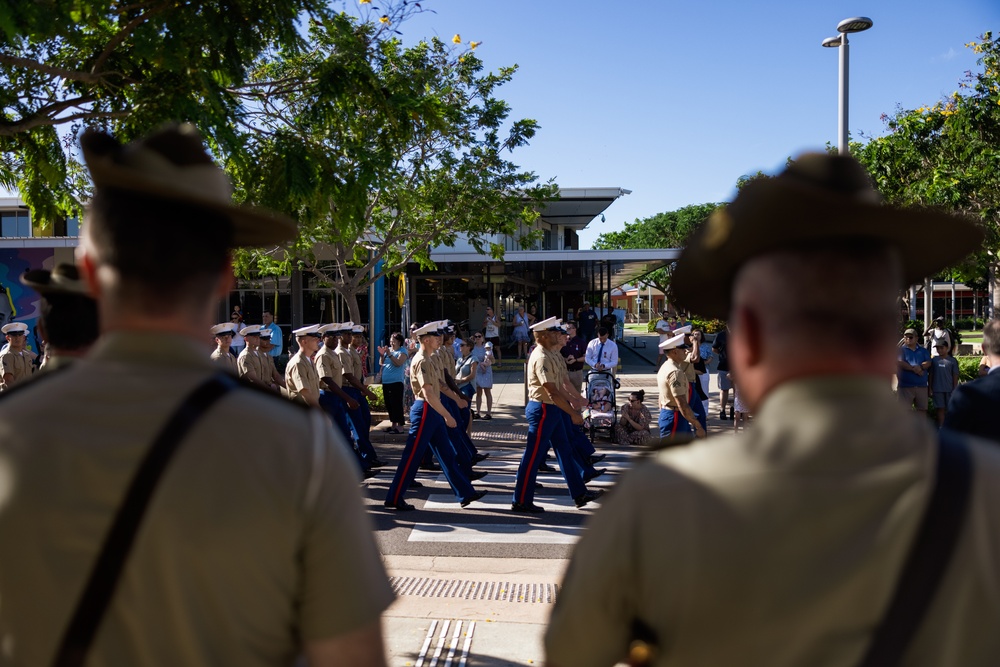 MRF-D Marines participate in the Anzac Day Parade