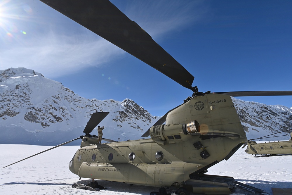 Sugar Bears help Park Service prep for Denali climb season