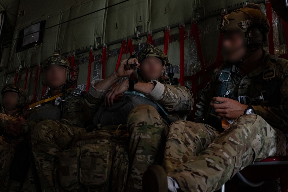 DVIDS - Images - Special Tactics Airmen jump from a Marine Corps KC ...