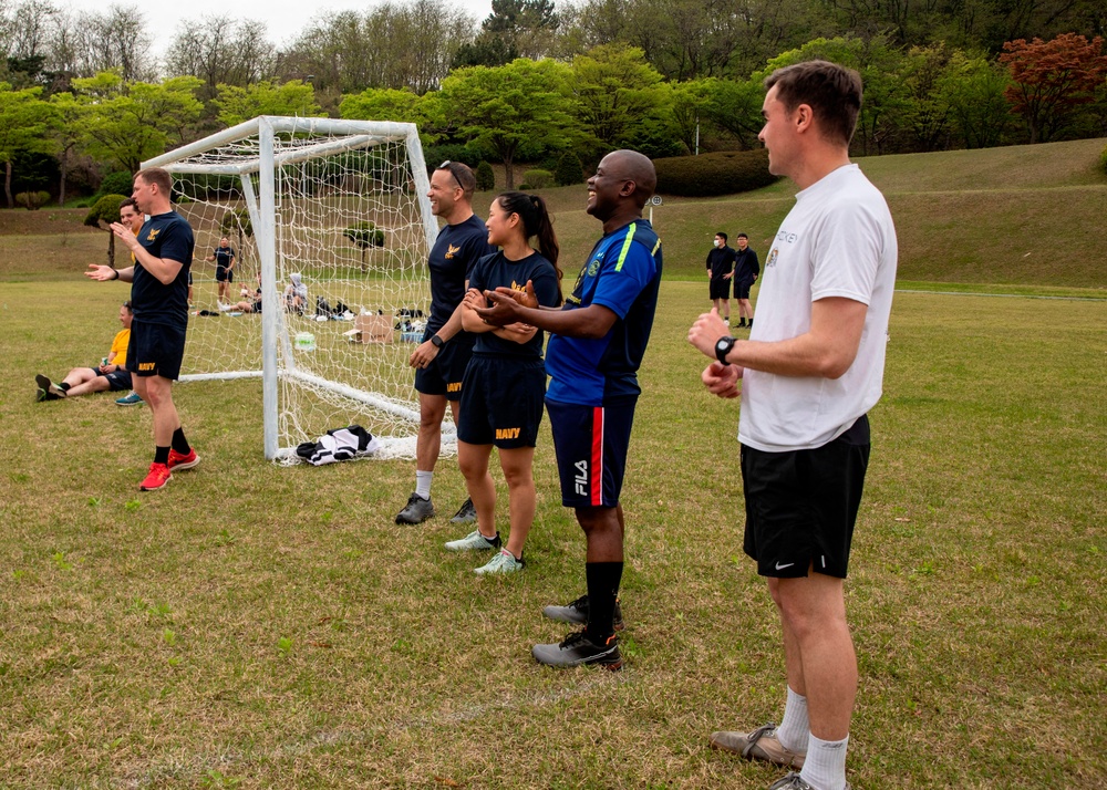 Sailors from USS John Finn (DDG 113) and Republic of Korea Navy Play Soccer