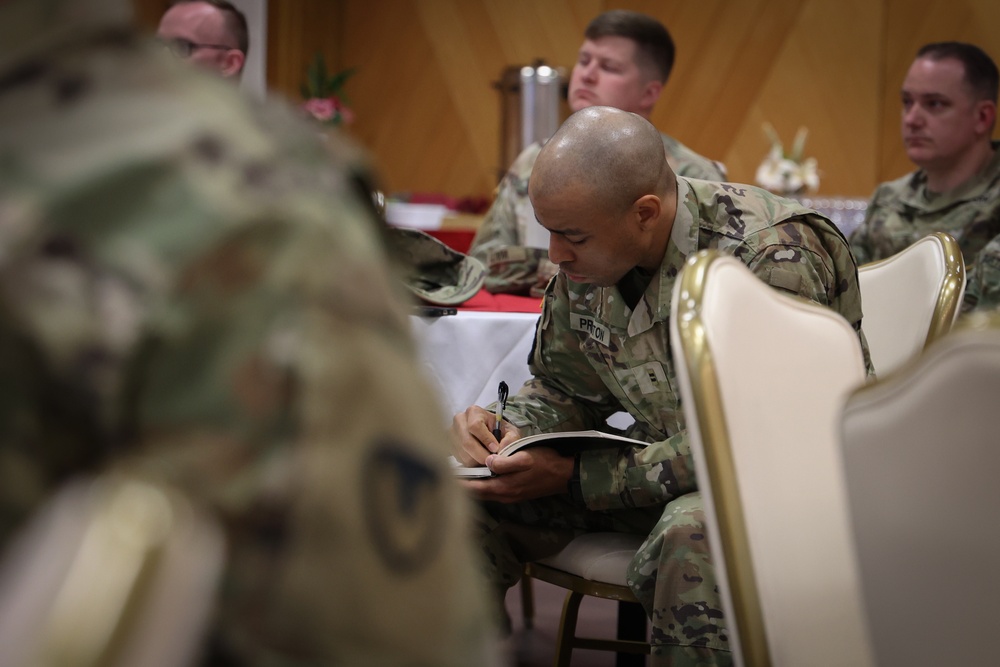 Human Resources Command and 21st Theater Sustainment Command holds Warrant Officer event