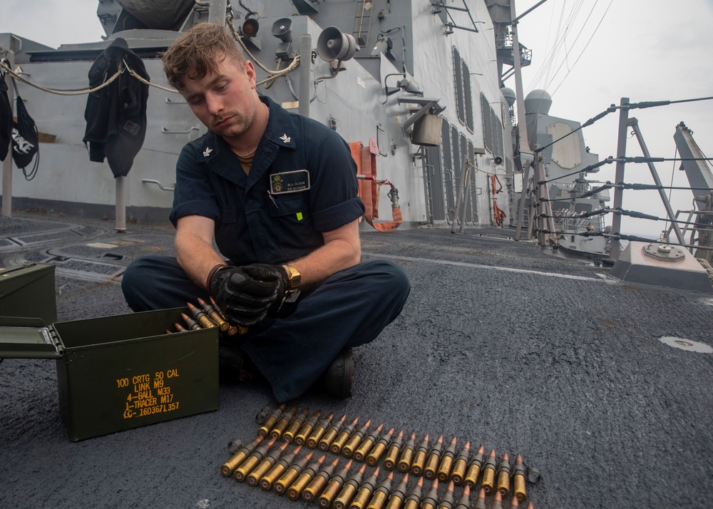 DVIDS - Images - Sailors Conduct Live-Fire Weapons Training Aboard USS ...