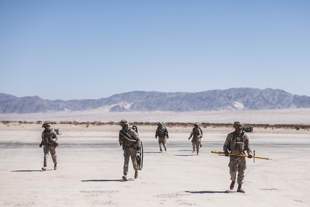 U.S. Marines with Combat Logistics Battalion 24 Conduct Helicopter Support Team Operations