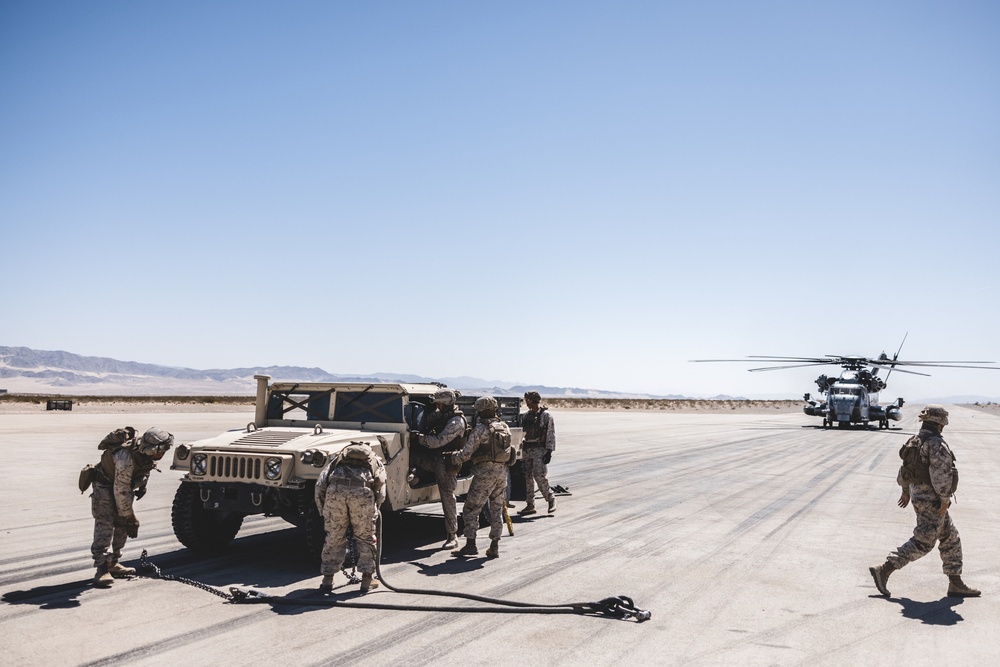 U.S. Marines with Combat Logistics Battalion 24 Conduct Helicopter Support Team Operations