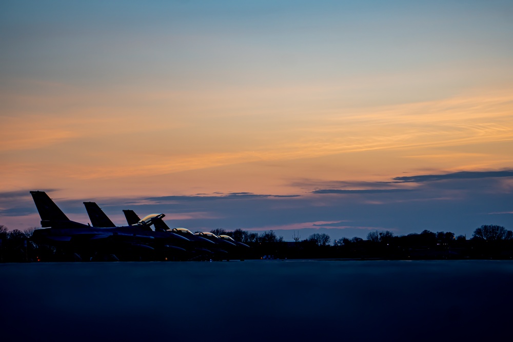 114th Fighter Wing conducts evening operations