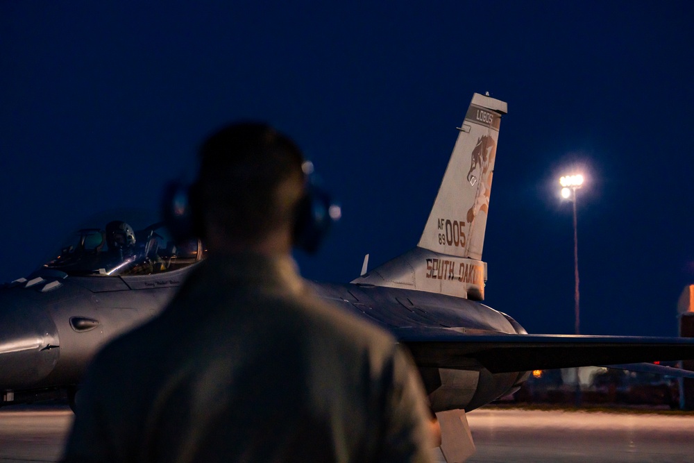 114th Fighter Wing conducts evening operations