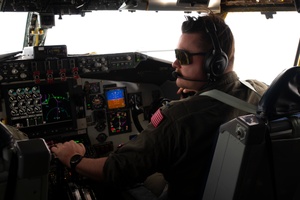 B-1 achieves 10,000 combat sorties milestone