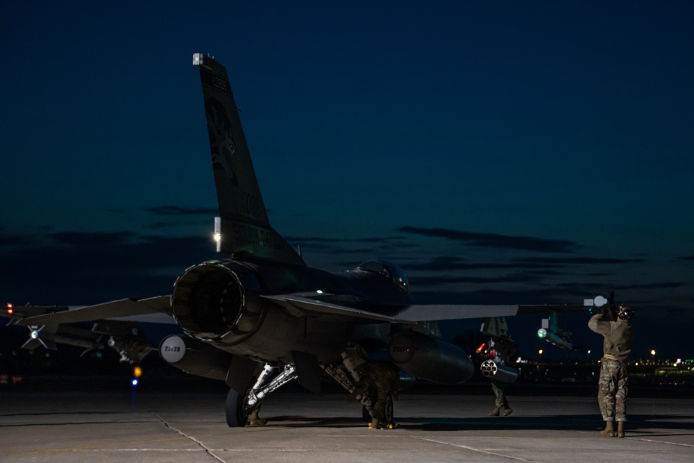 114th Fighter Wing conducts evening operations