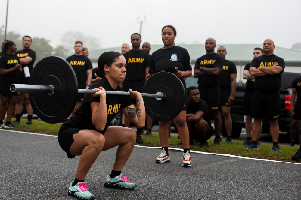 Sustainment Soldiers host squad fitness competition