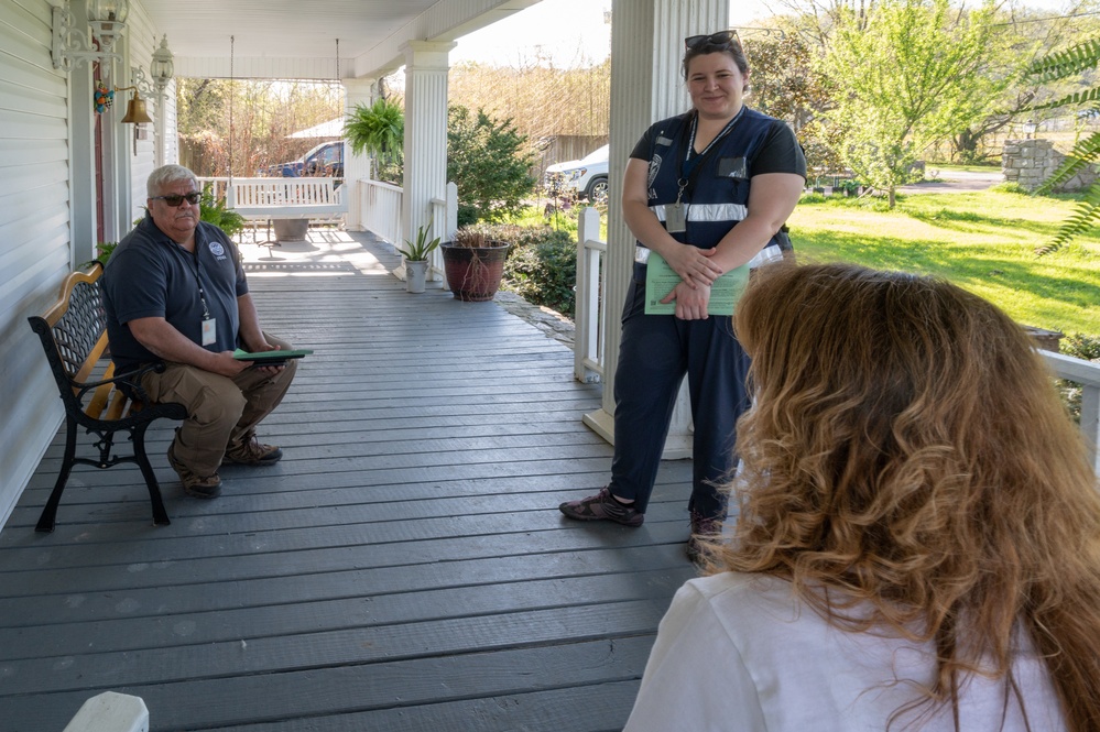 FEMA Canvasses Neighborhoods Where Tornado Touched Down