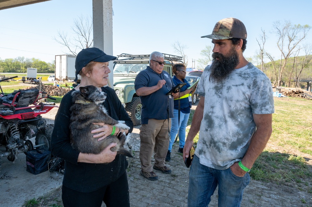 FEMA Canvasses Neighborhoods Where Tornado Touched Down