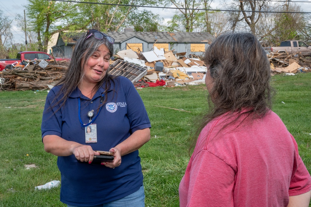 FEMA Canvasses Neighborhoods for Tornado Survivors