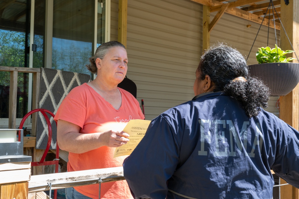 FEMA Canvasses Neighborhoods for Tornado Survivors