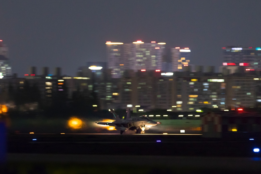 MAG-12 Conducts Night-time Flight Ops in South Korea during KFT 23