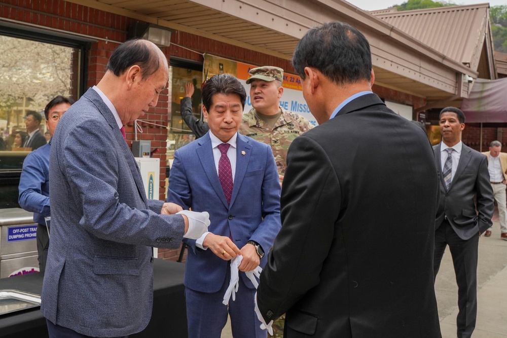 Camp Casey &amp; Dongducheon Host First Cooperation Council Engagement