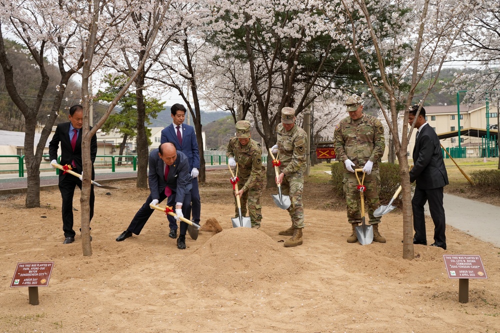 Camp Casey &amp; Dongducheon Host First Cooperation Council Engagement