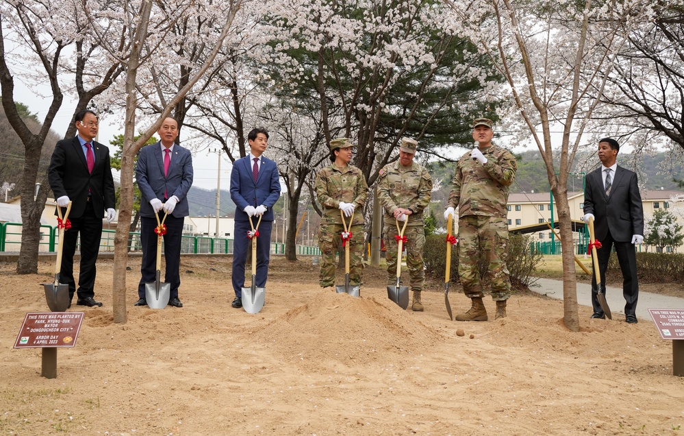 Camp Casey &amp; Dongducheon Host First Cooperation Council Engagement