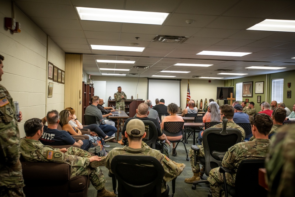 EOD technicians gather for 20 year reunion