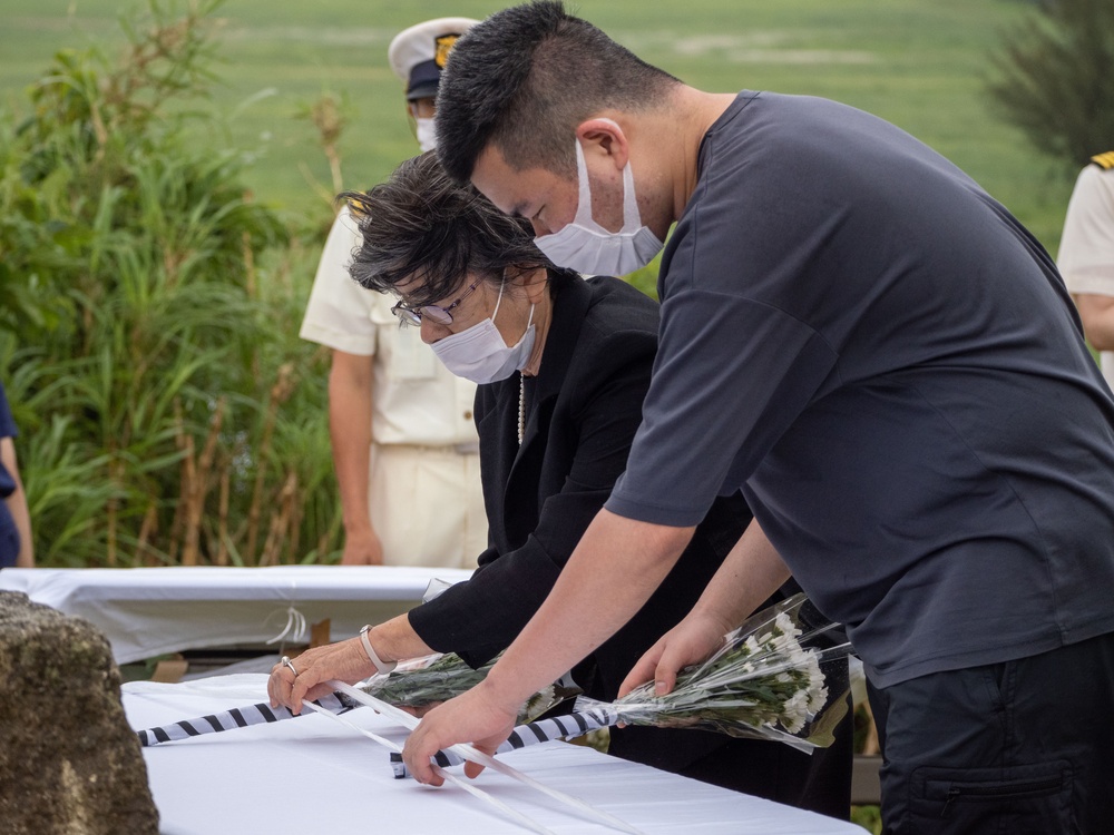 Okinawa officials, citizens, US Marines pay respects during annual Ie Shima lighthouse memorial service