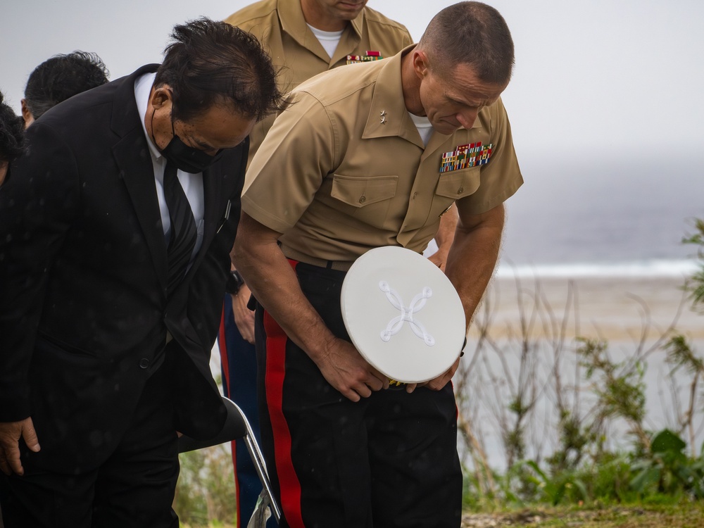 Okinawa officials, citizens, US Marines pay respects during annual Ie Shima lighthouse memorial service