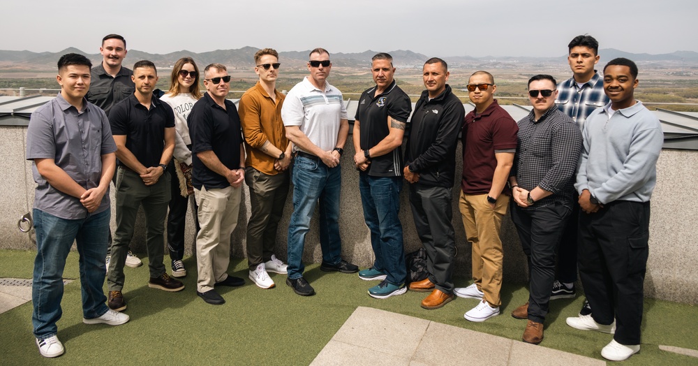 US Marines tour the DMZ