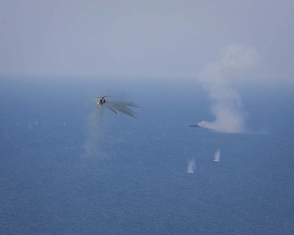 2-6 Cavalry Squadron littoral live fire in Zambales, Philippines