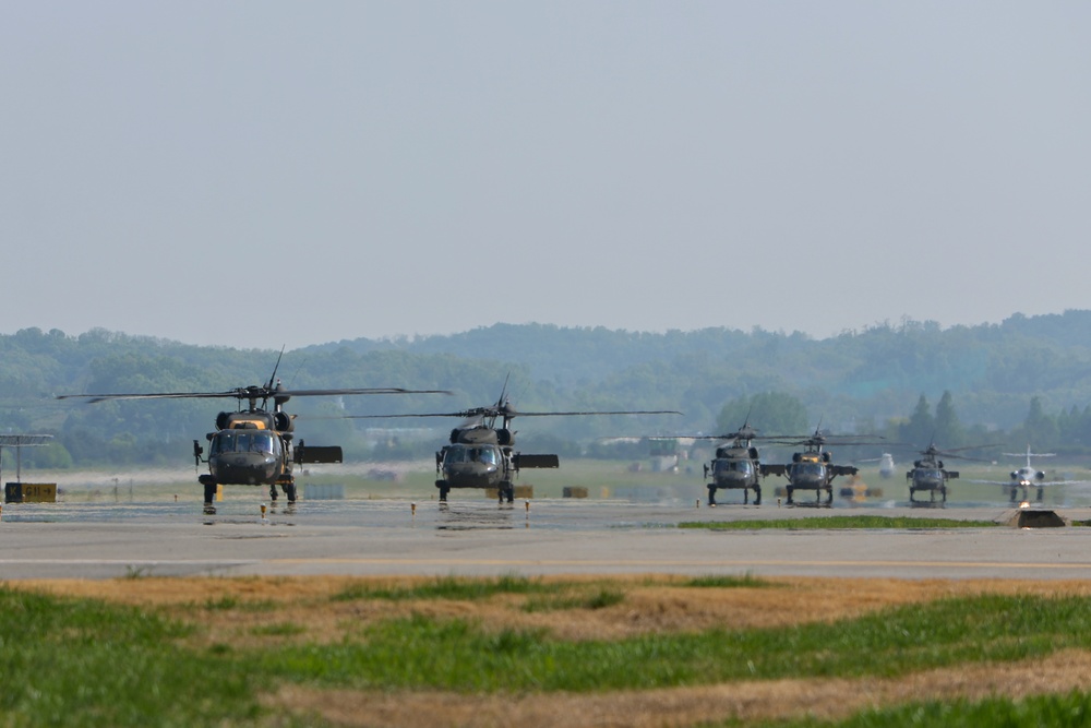 A Kettle of Hawks: 2-2 Assault Helicopter Battalion Returns from their Field Training Exercise