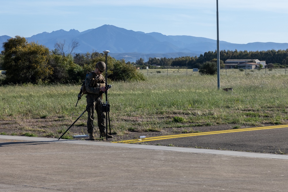 2/10 Marines Conduct a HIRAIN in Italy