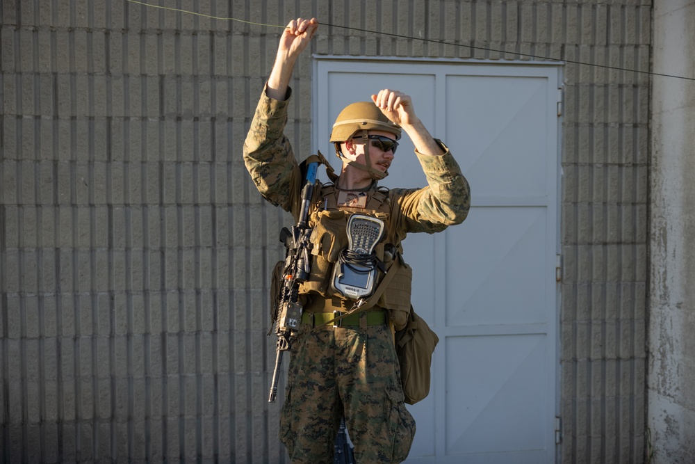 2/10 Marines Conduct a HIRAIN in Italy